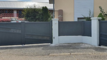 Ensemble portail-portillon-clôture