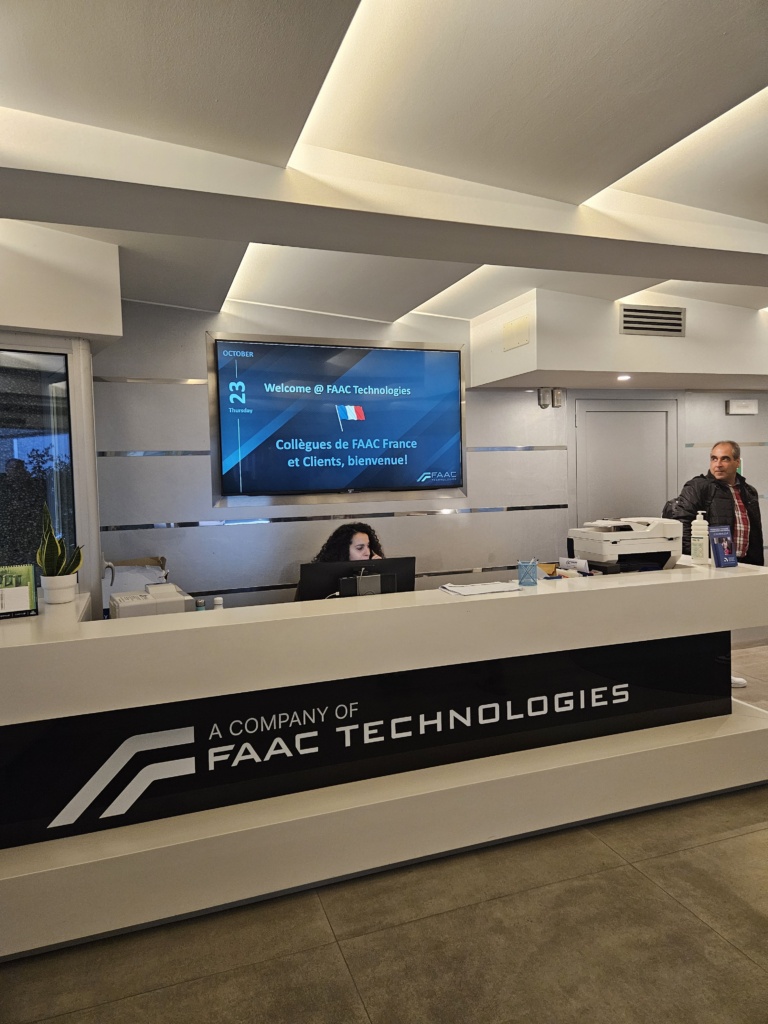Convention FAAC : Entrepôt FAAC Bologne